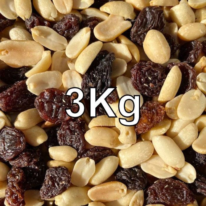 PEANUTS & RAISINS 3KG